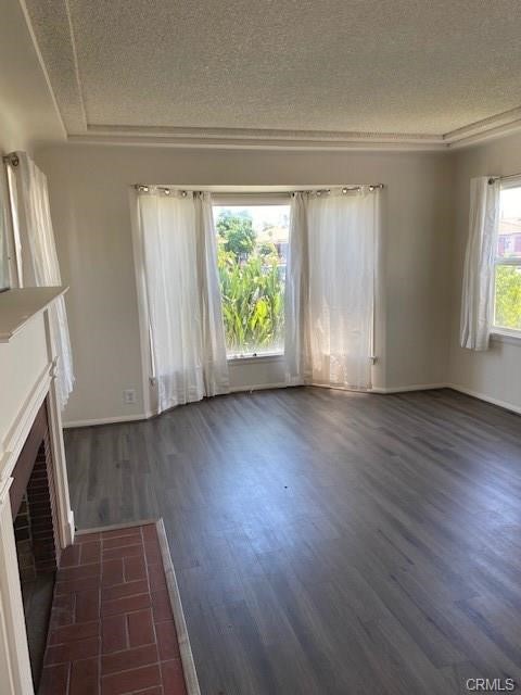 MLS #OC25259565 image #2