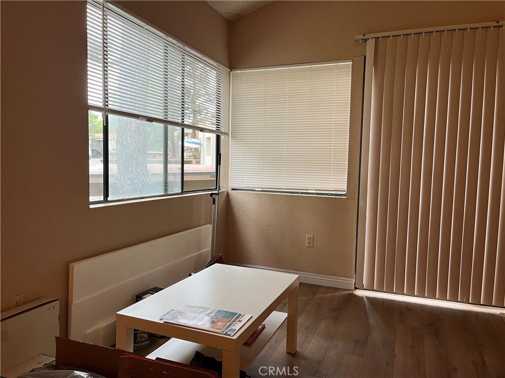 MLS #OC25259575 image #12