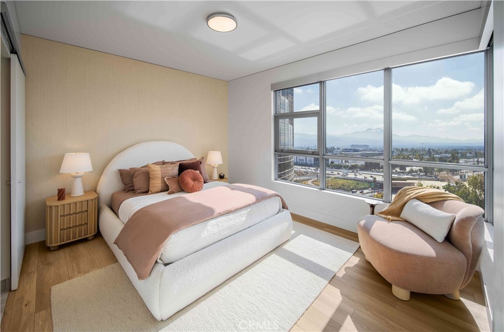 MLS #OC25259584 image #2