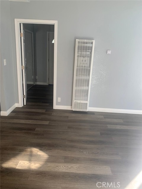 MLS #OC25259593 image #2