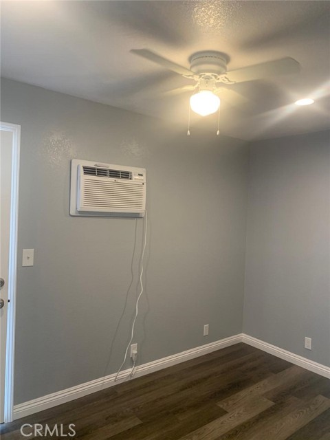 MLS #OC25259593 image #5