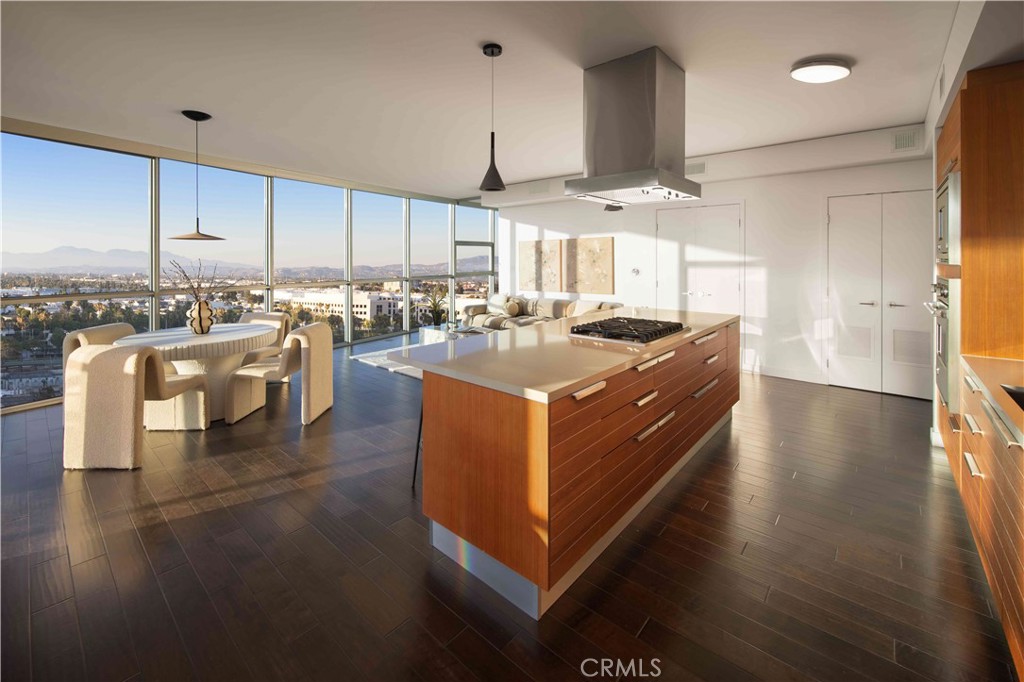 MLS #OC25259599 image #3