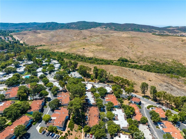 MLS #OC25259646 image #33