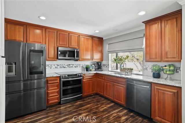 MLS #OC25259646 image #6