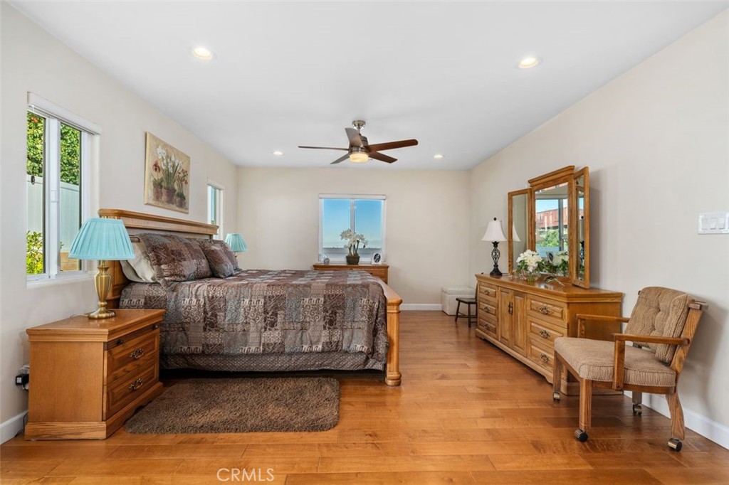 MLS #OC25259647 image #21