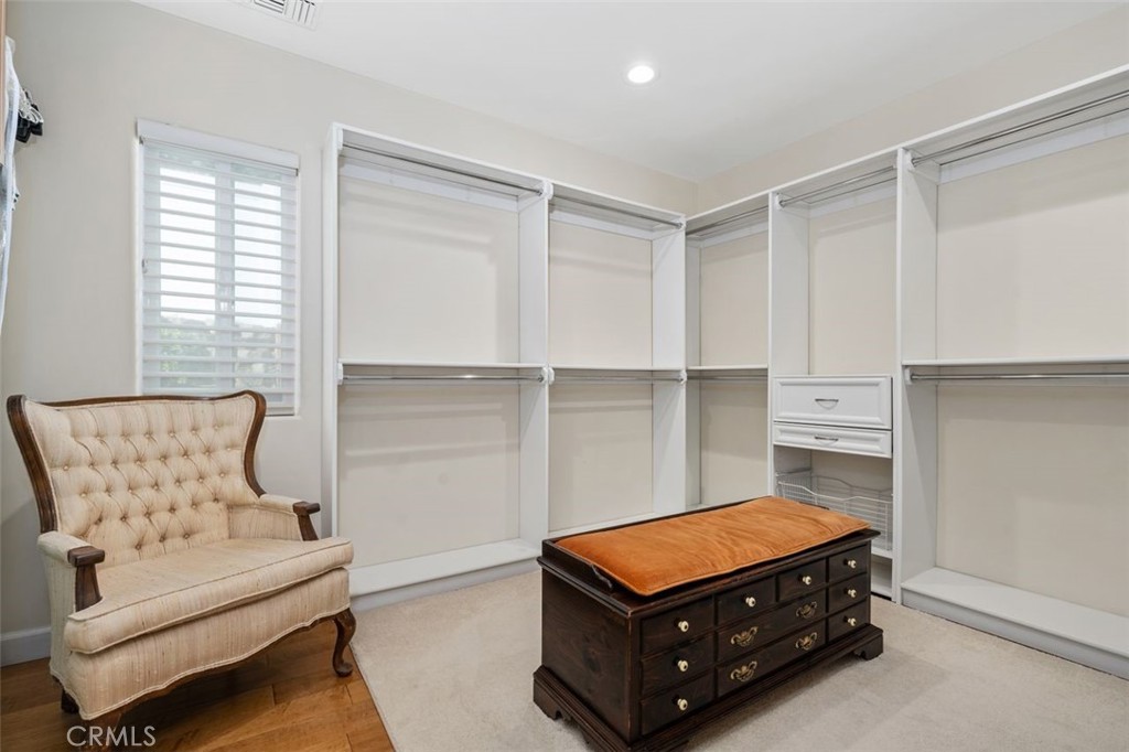 MLS #OC25259647 image #23