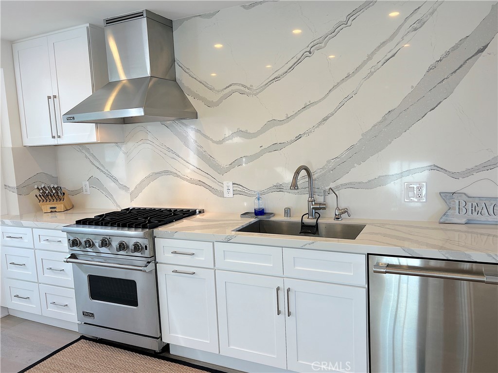 MLS #OC25259682 image #33