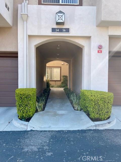 MLS #OC25259690 image #0