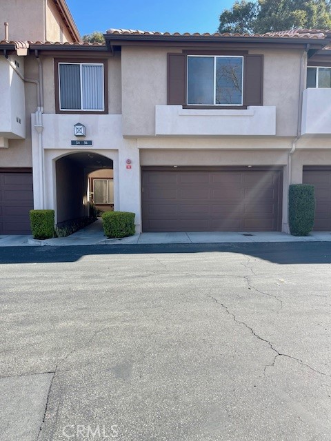 MLS #OC25259690 image #1