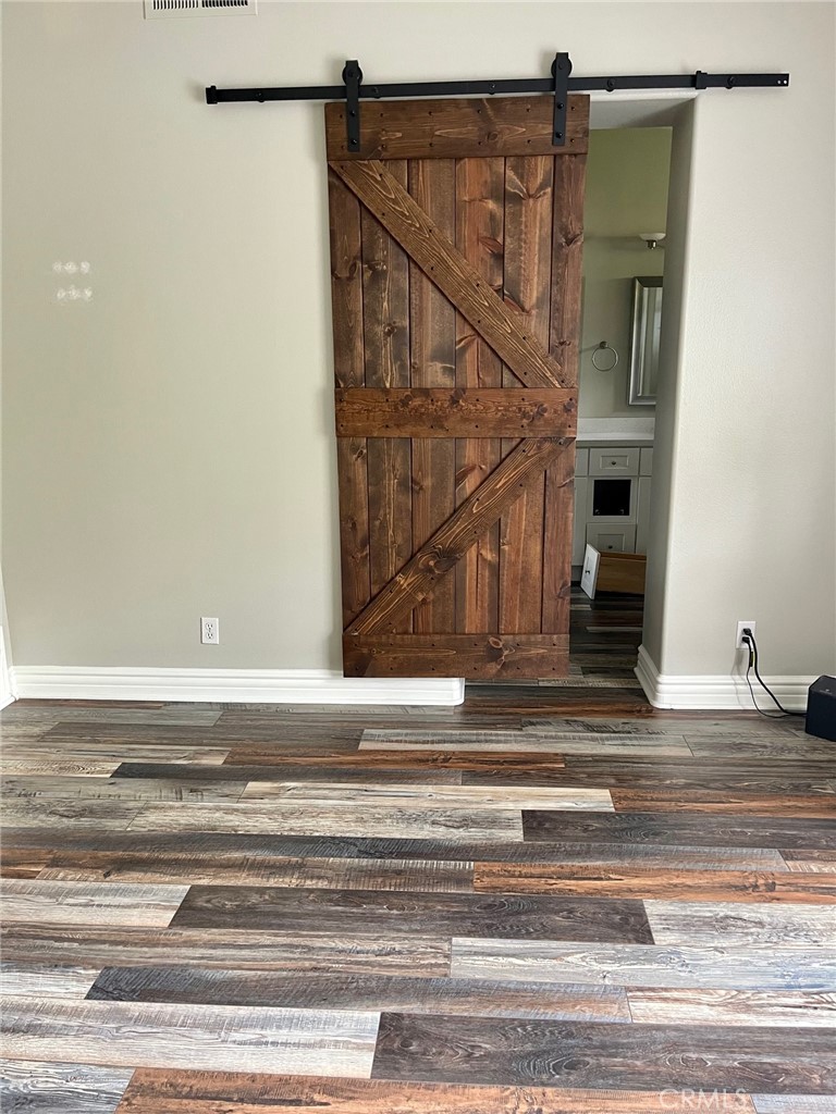 MLS #OC25259690 image #16