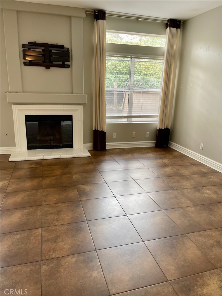 MLS #OC25259690 image #25