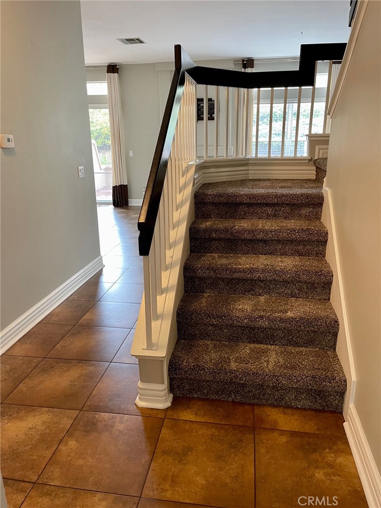 MLS #OC25259690 image #30