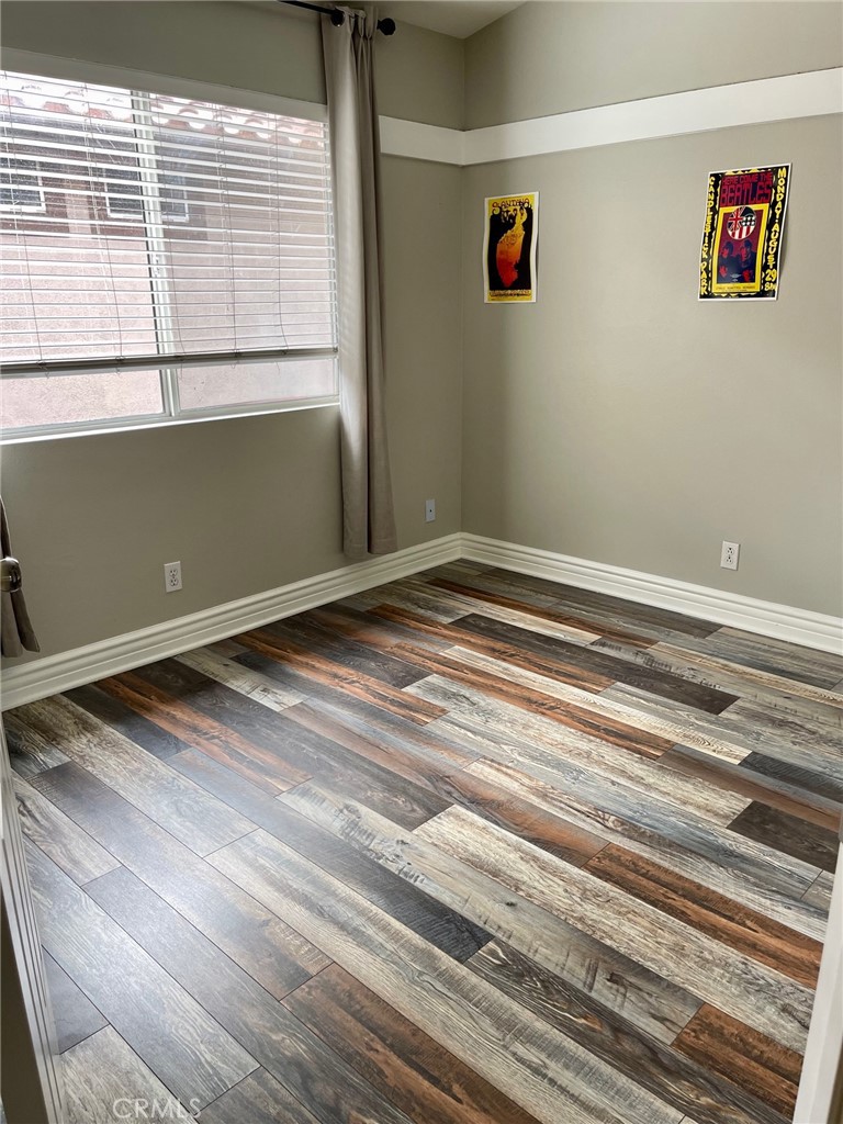 MLS #OC25259690 image #31