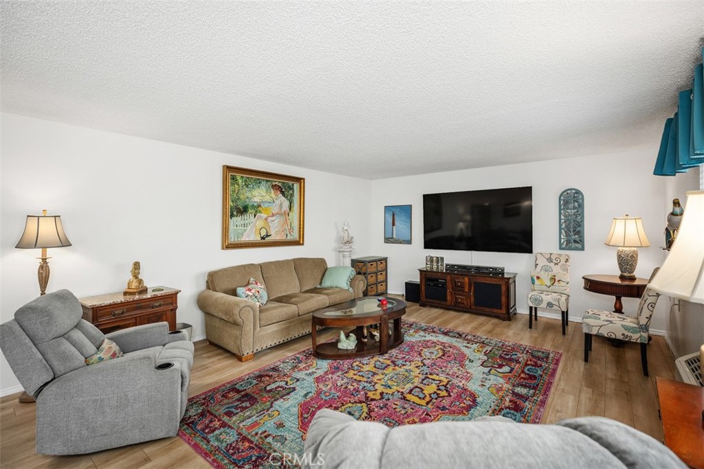 MLS #OC25259713 image #7