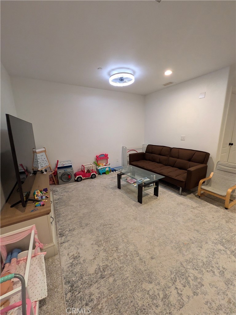 MLS #OC25259715 image #5