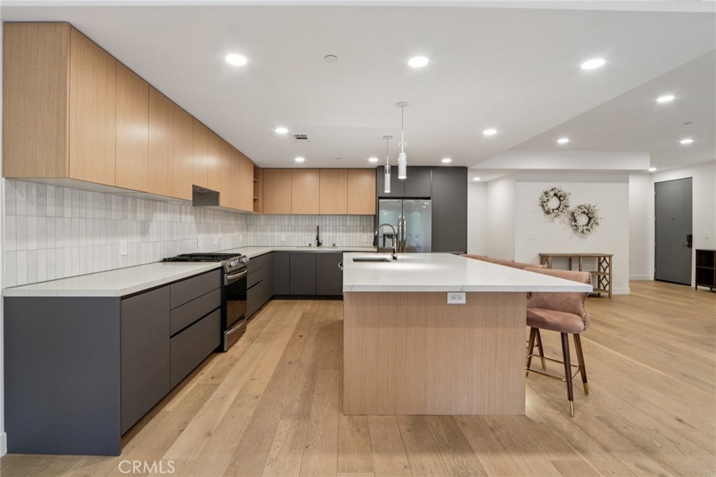 MLS #OC25259730 image #8