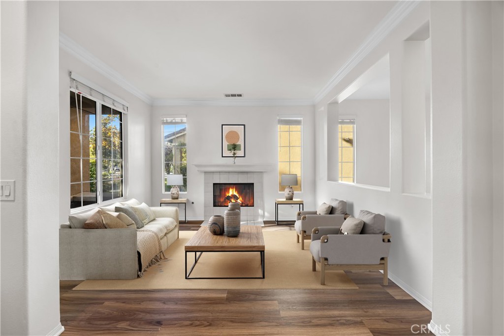 MLS #OC25259735 image #0