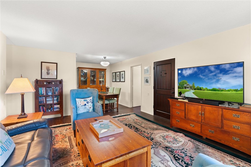 MLS #OC25259768 image #11