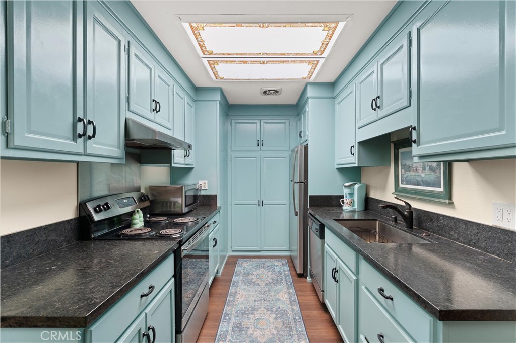 MLS #OC25259768 image #14