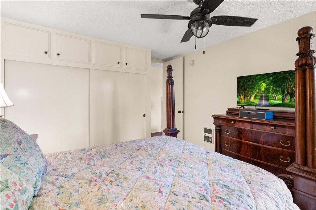 MLS #OC25259768 image #21