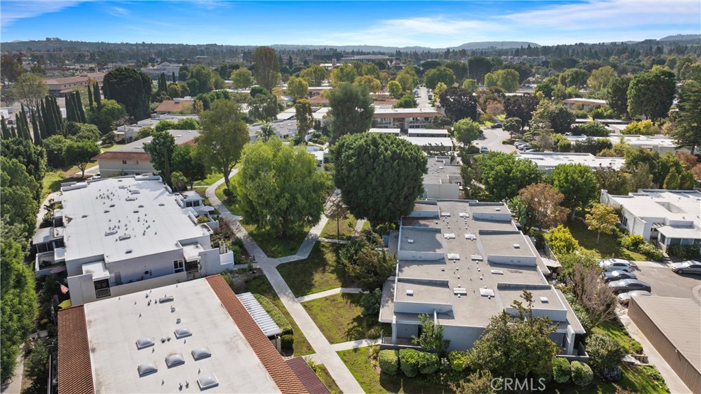 MLS #OC25259768 image #31