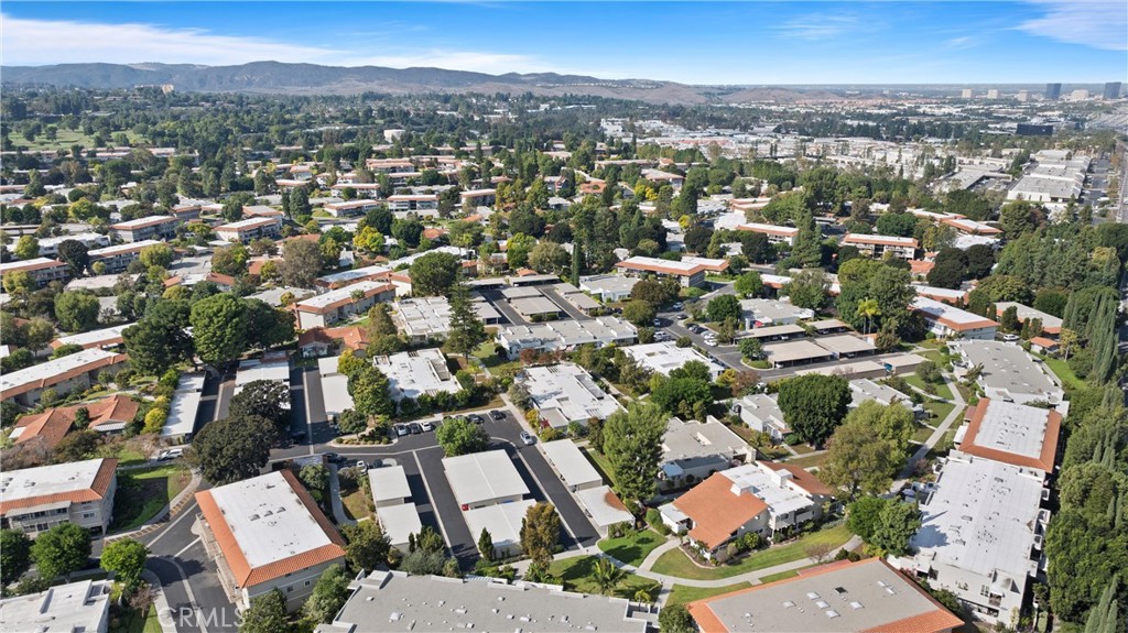 MLS #OC25259768 image #35