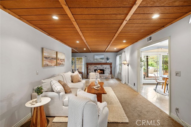 MLS #OC25259849 image #11