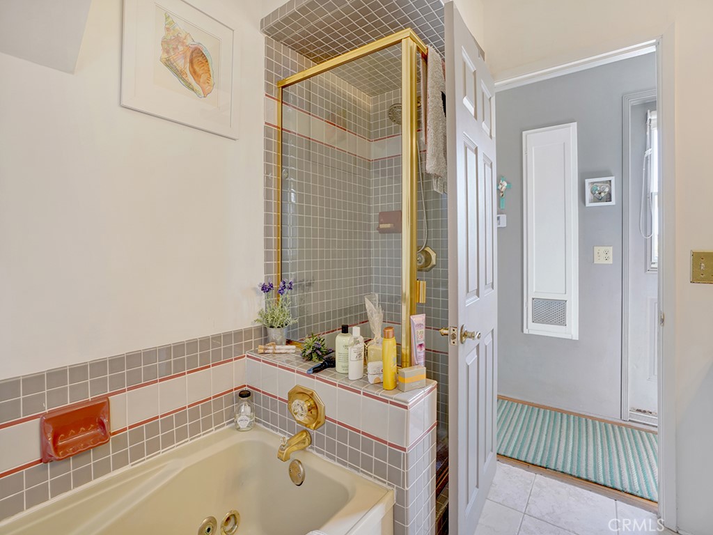 MLS #OC25259854 image #19