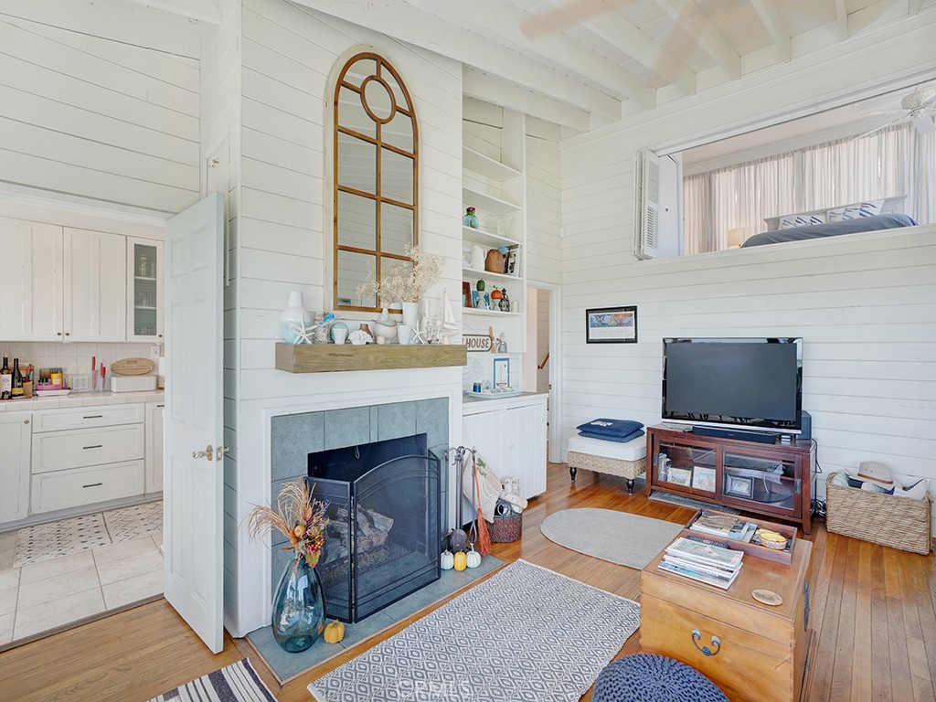 MLS #OC25259854 image #9