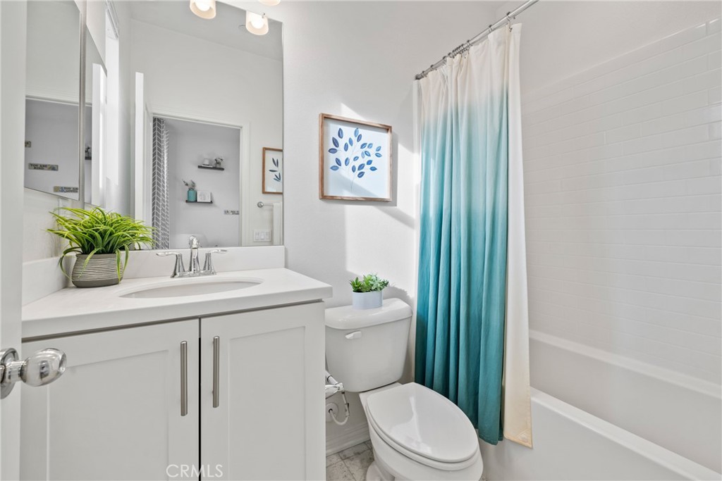 MLS #OC25259913 image #27