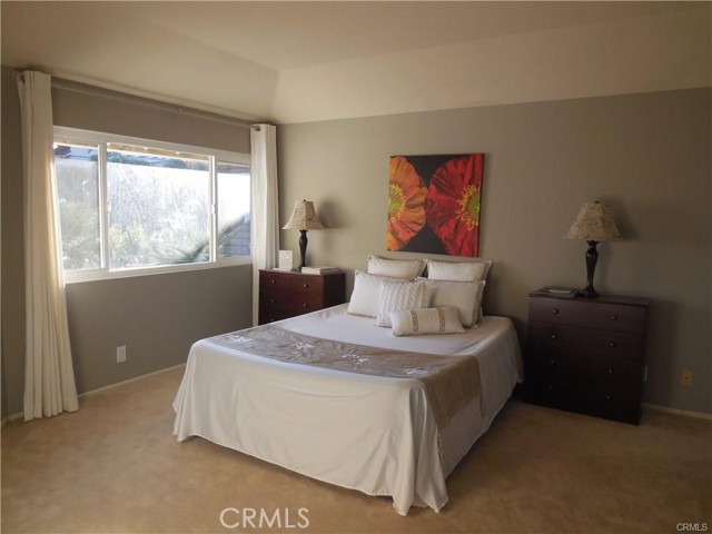 MLS #OC25259920 image #9