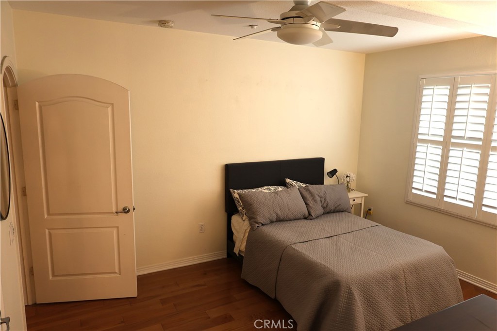 MLS #OC25259924 image #11