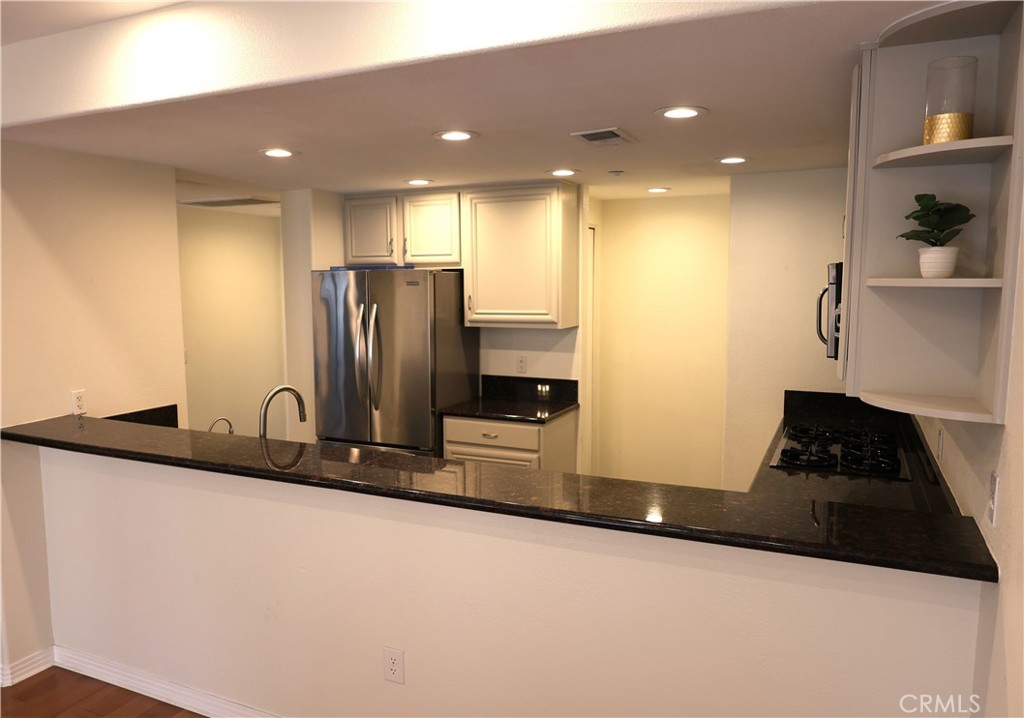 MLS #OC25259924 image #6