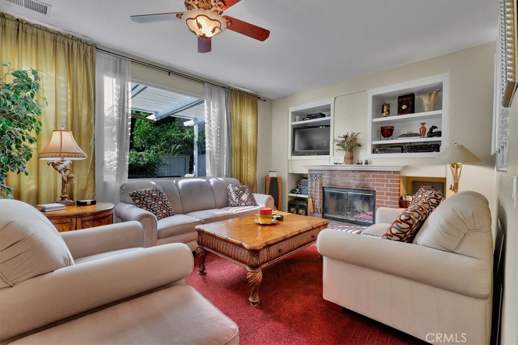 MLS #OC25259926 image #8