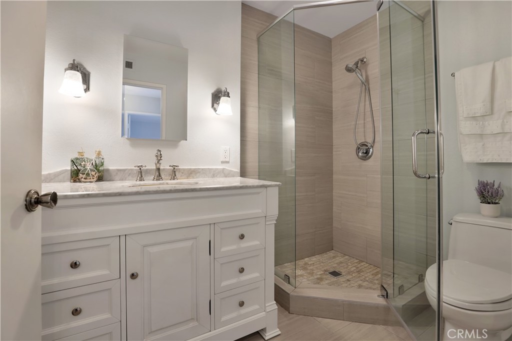 MLS #OC25259991 image #14