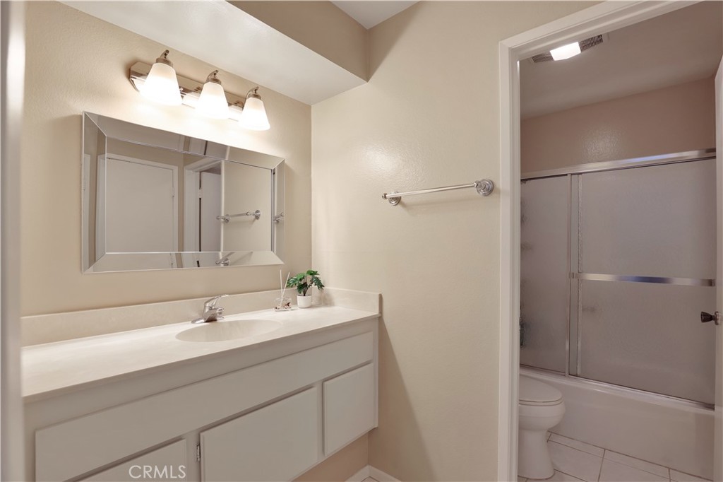 MLS #OC25259991 image #21