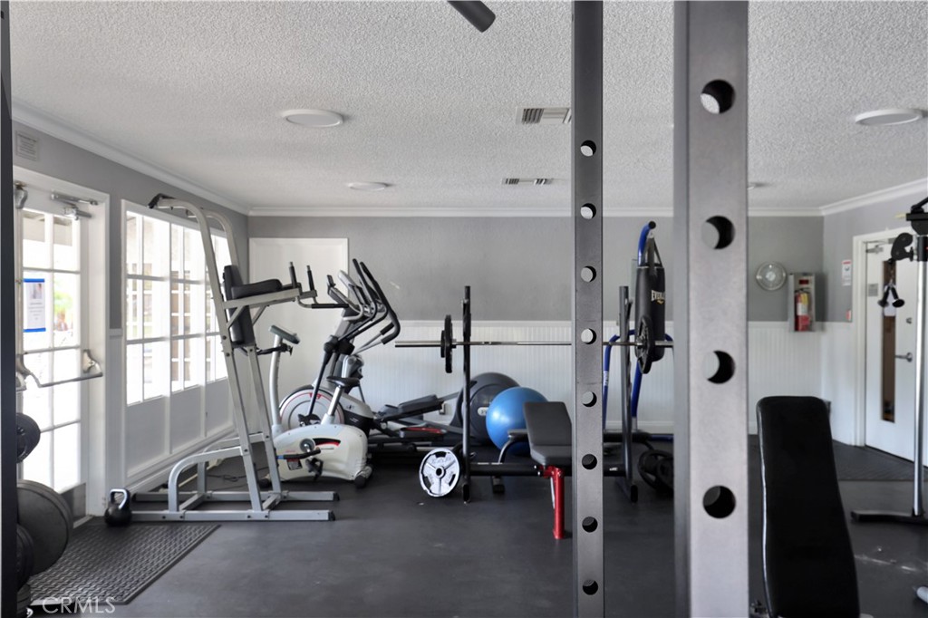 MLS #OC25259991 image #31