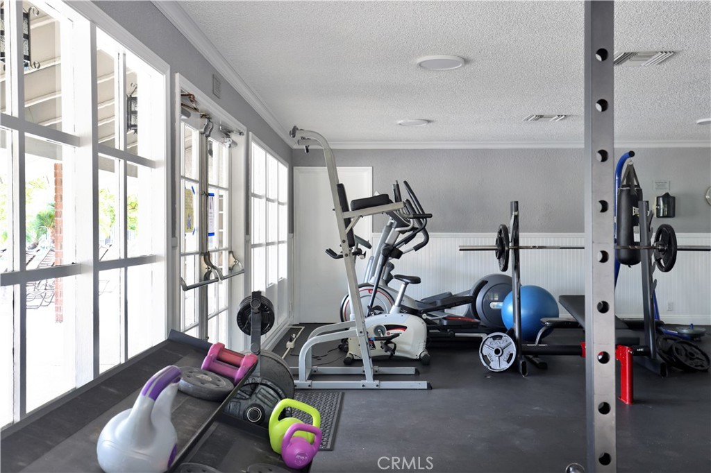 MLS #OC25259991 image #32