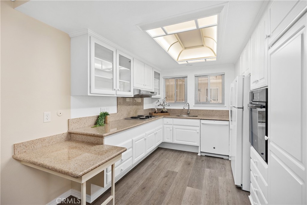 MLS #OC25259998 image #14