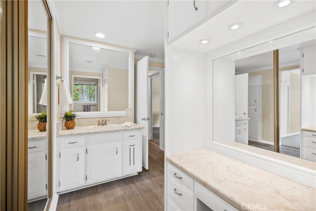 MLS #OC25259998 image #26