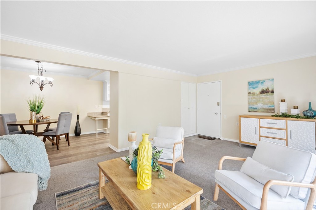 MLS #OC25259998 image #9