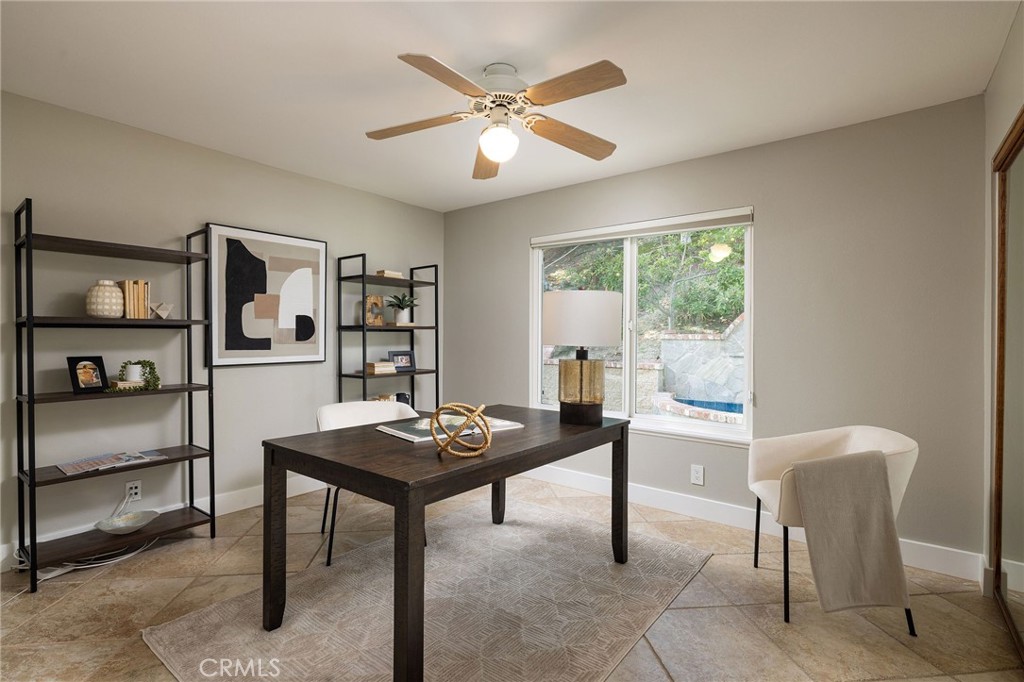 MLS #OC25260059 image #10