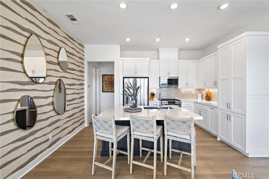 MLS #OC25260069 image #15