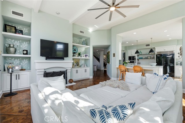 MLS #OC25260132 image #13