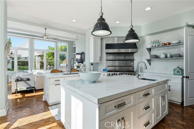 MLS #OC25260132 image #16