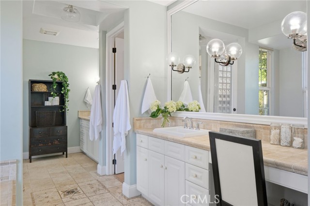 MLS #OC25260132 image #25