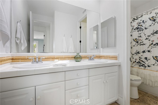 MLS #OC25260132 image #34