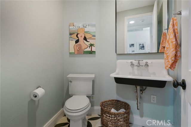 MLS #OC25260132 image #37