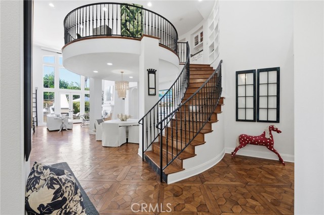 MLS #OC25260132 image #5