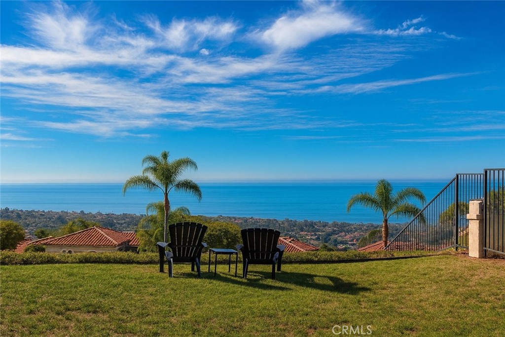 MLS #OC25260159 image #1